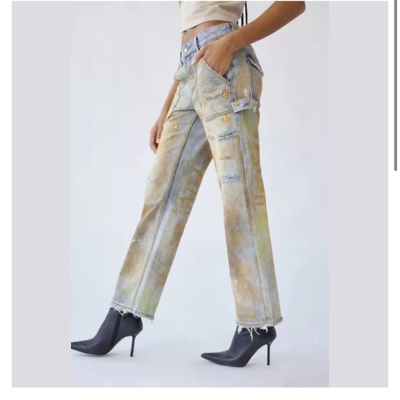 BNWT - Urban Outfitters BDG Mid-Rise Cowboy Jean - Dyed Distressed Sz 2 - Picture 2 of 4
